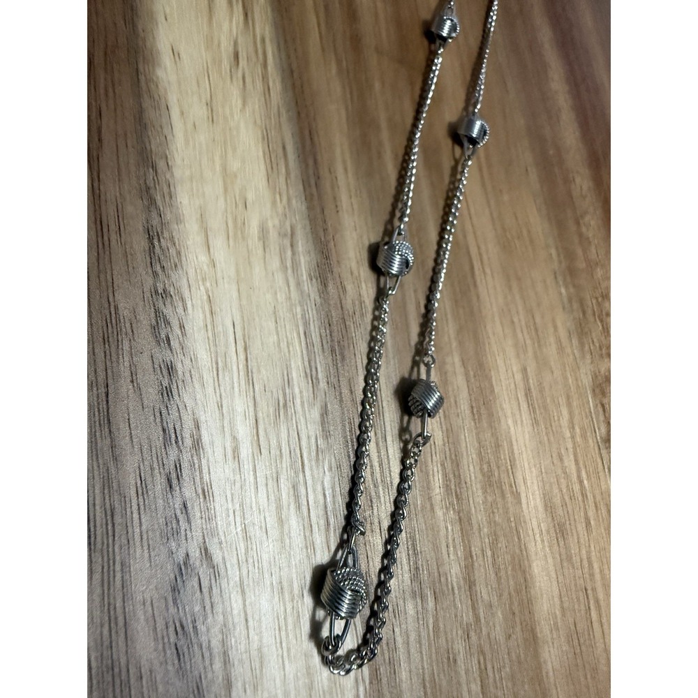 VTGβ Signed AVON 17" Silver Tone Metal Knot Geometric Necklace Jewelry